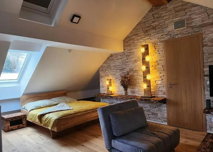 Krasny Apartman Refrino